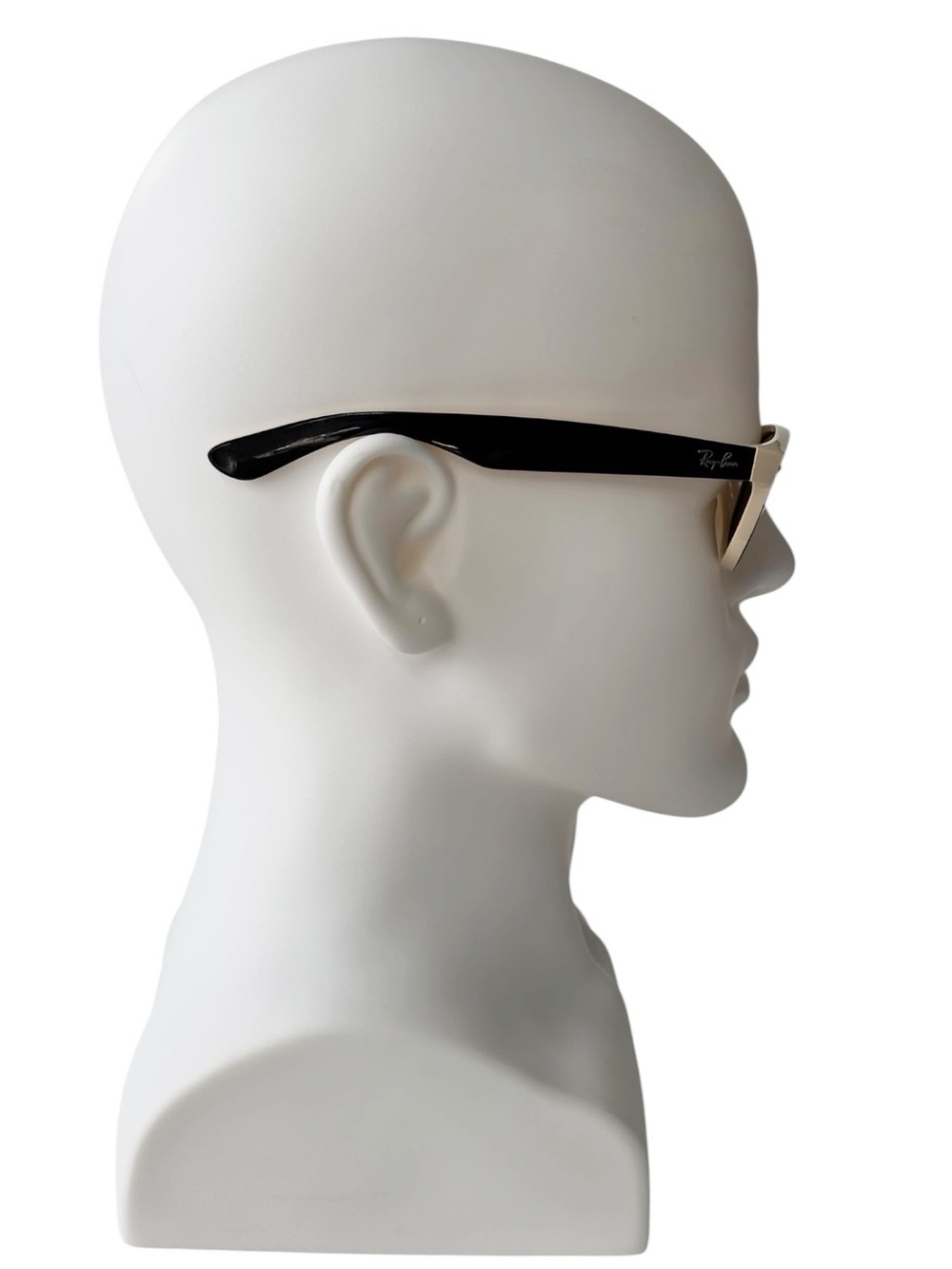 Ray-Ban New Wayfarer Bicolor black/beige Green Classic G-15 RB2132 Sunglasses - Picture 4 of 15